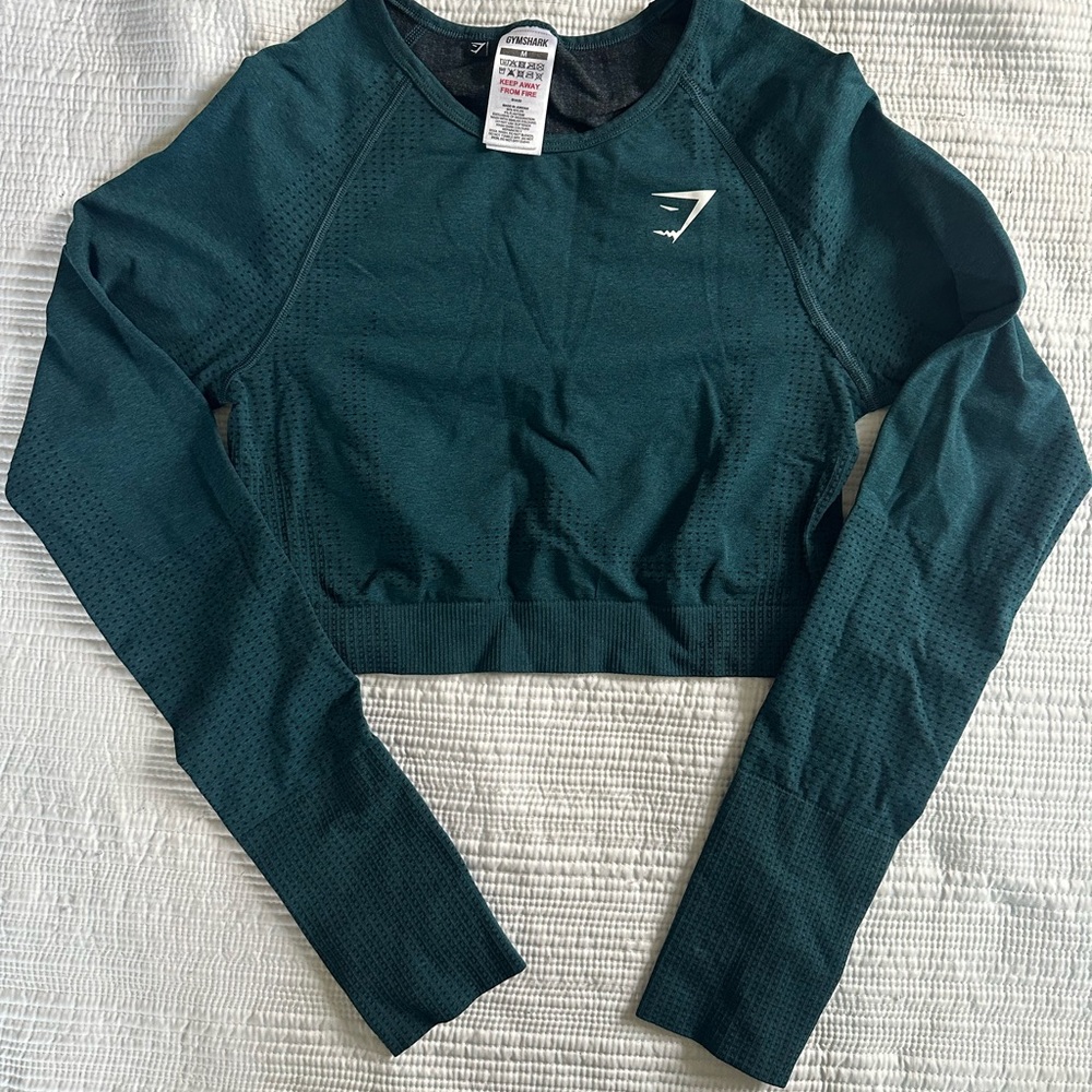 GymShark- Long Sleeve Cropped Dark Green Athletic Top - Picture 2 of 2